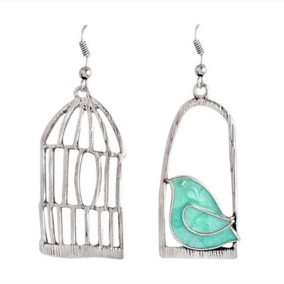 Cinderella's Closet Jewelry - 🐦Whimsical Love Bird Earrings